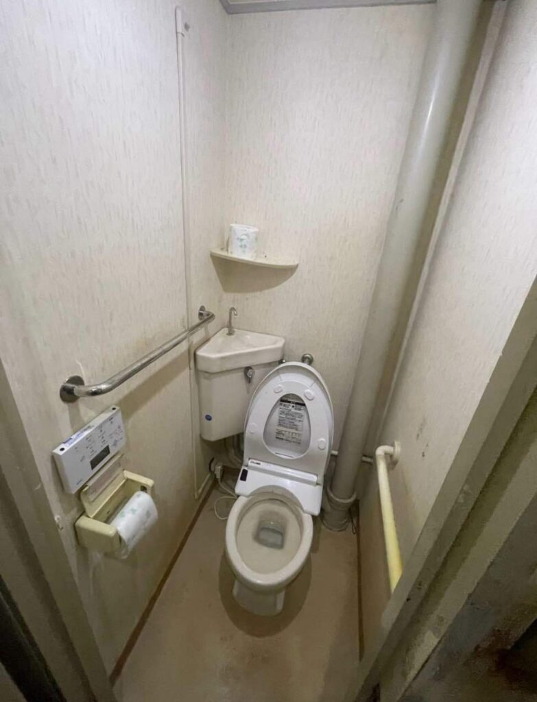 トイレ旧